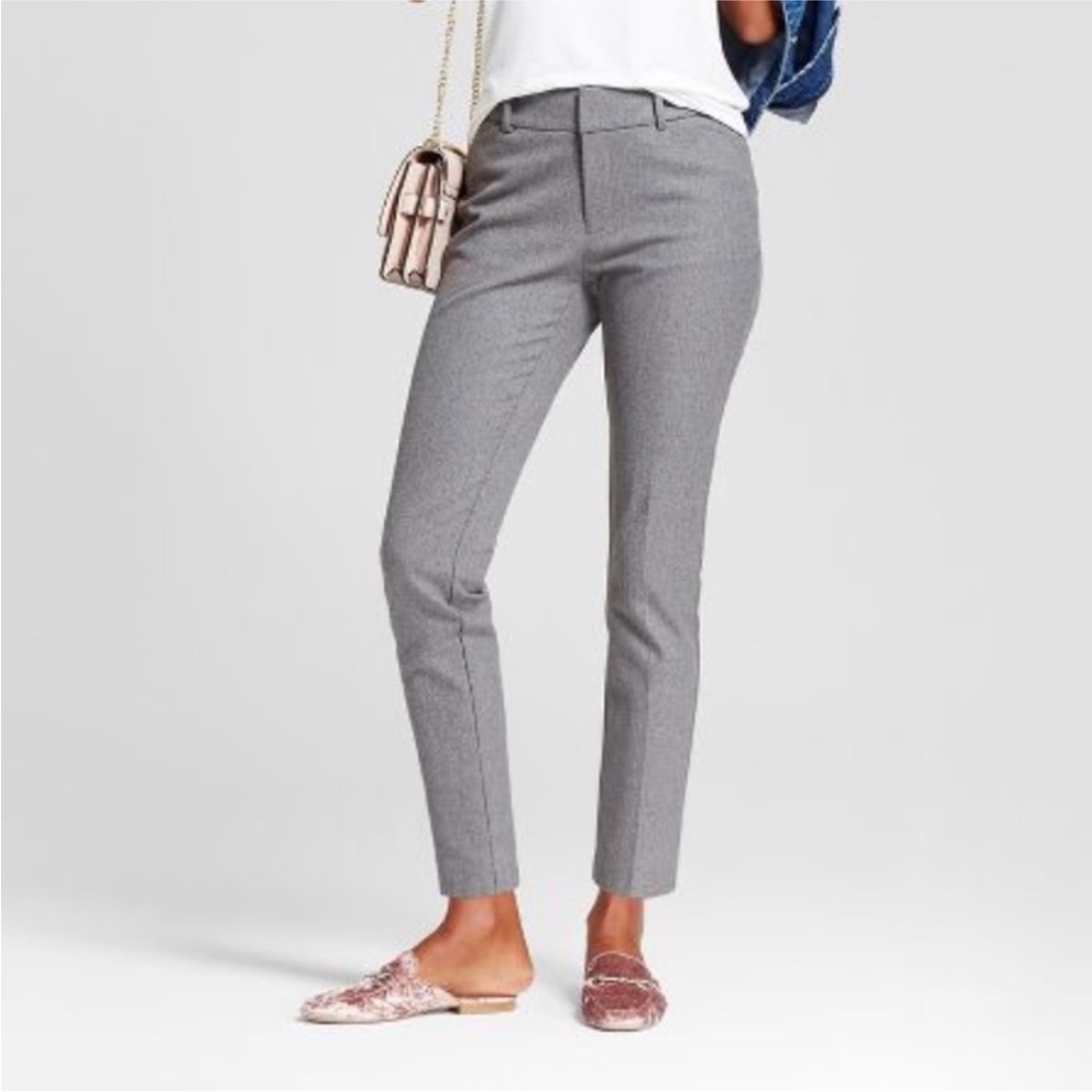 A New Day Gray Skinny Ankle Pants